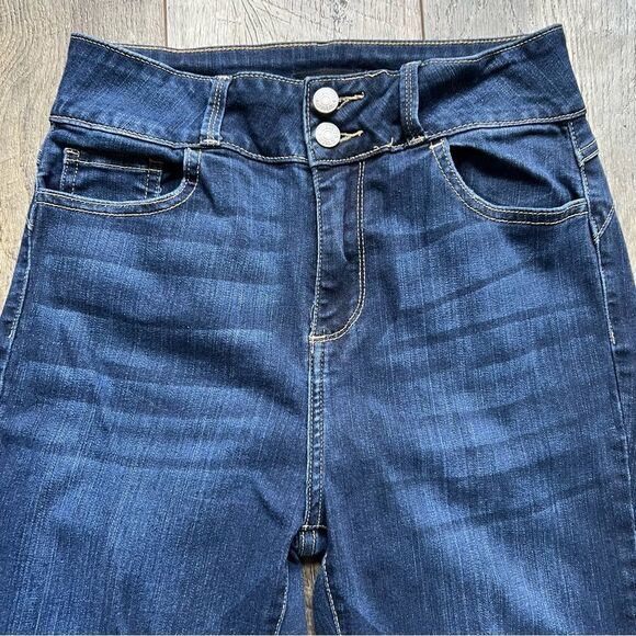 Cello High Rise Skinny Jeans Frayed Hem Lightly Distressed Size 9 Dark Blue - Picture 2 of 12